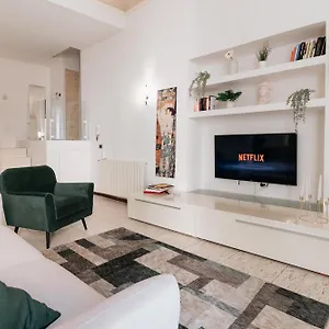 Four Luxury Art Apartamento